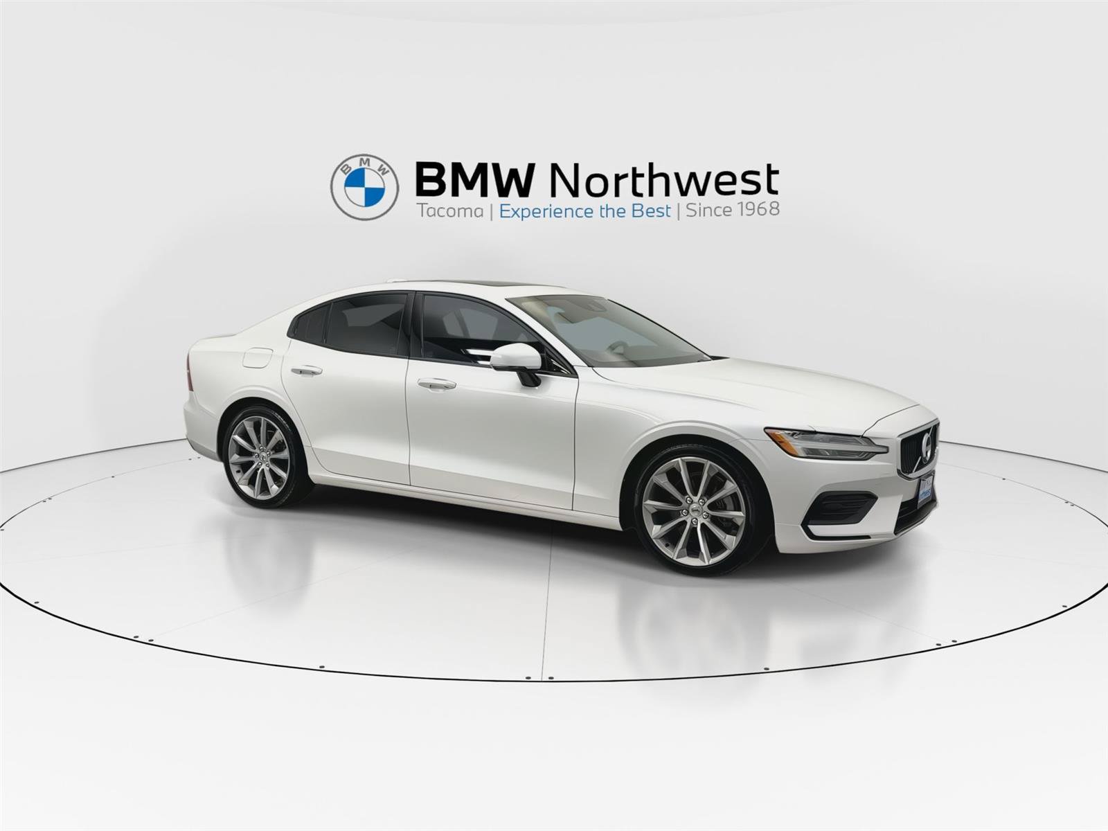 Used 2020 Volvo S60 T5 Momentum FWD image 6