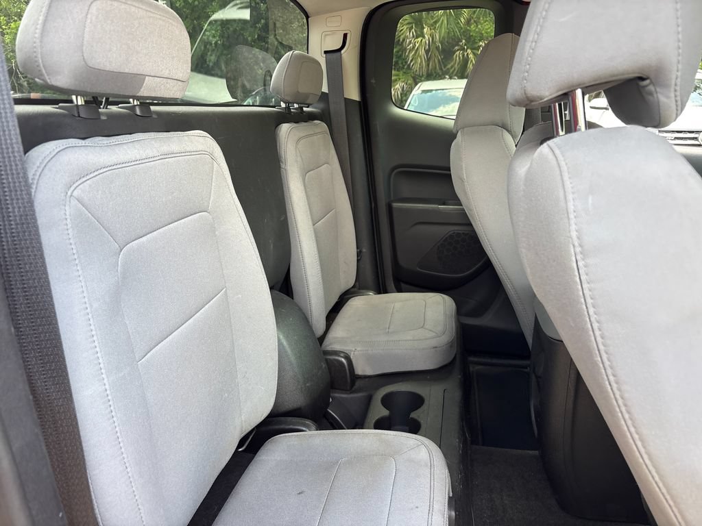 Used 2015 GMC Canyon W/T RWD image 29