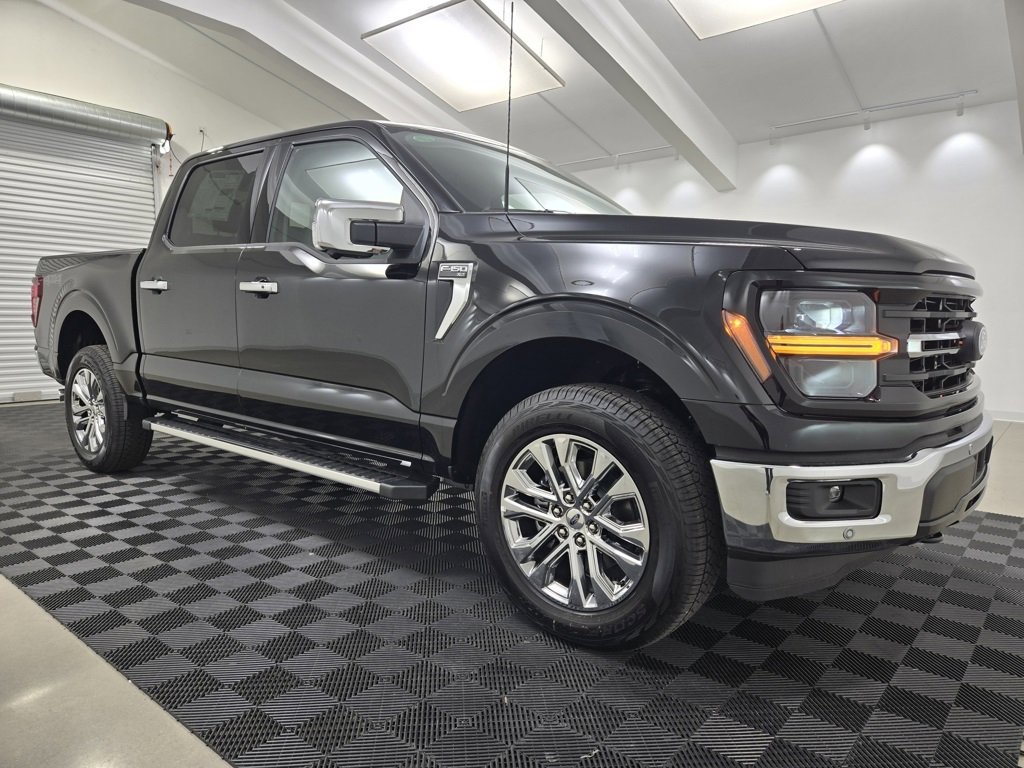 New 2025 Ford F150 XLT w/ Equipment Group 302A MID