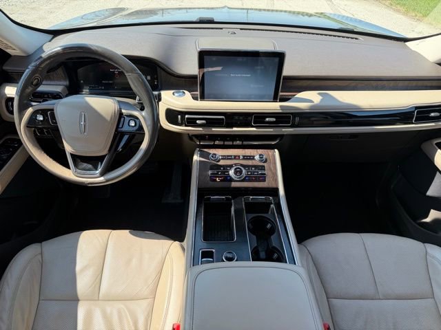 Used 2020 Lincoln Aviator Reserve w/ Equipment Group 201A image 39