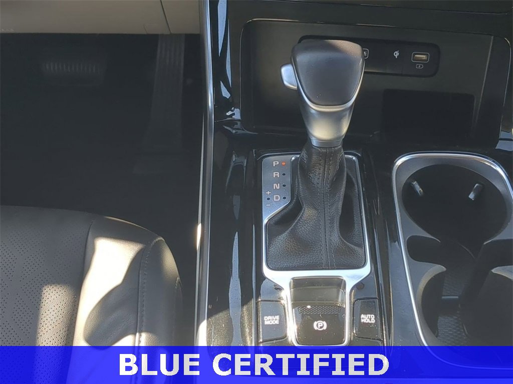 Used 2024 Kia Carnival EX image 16