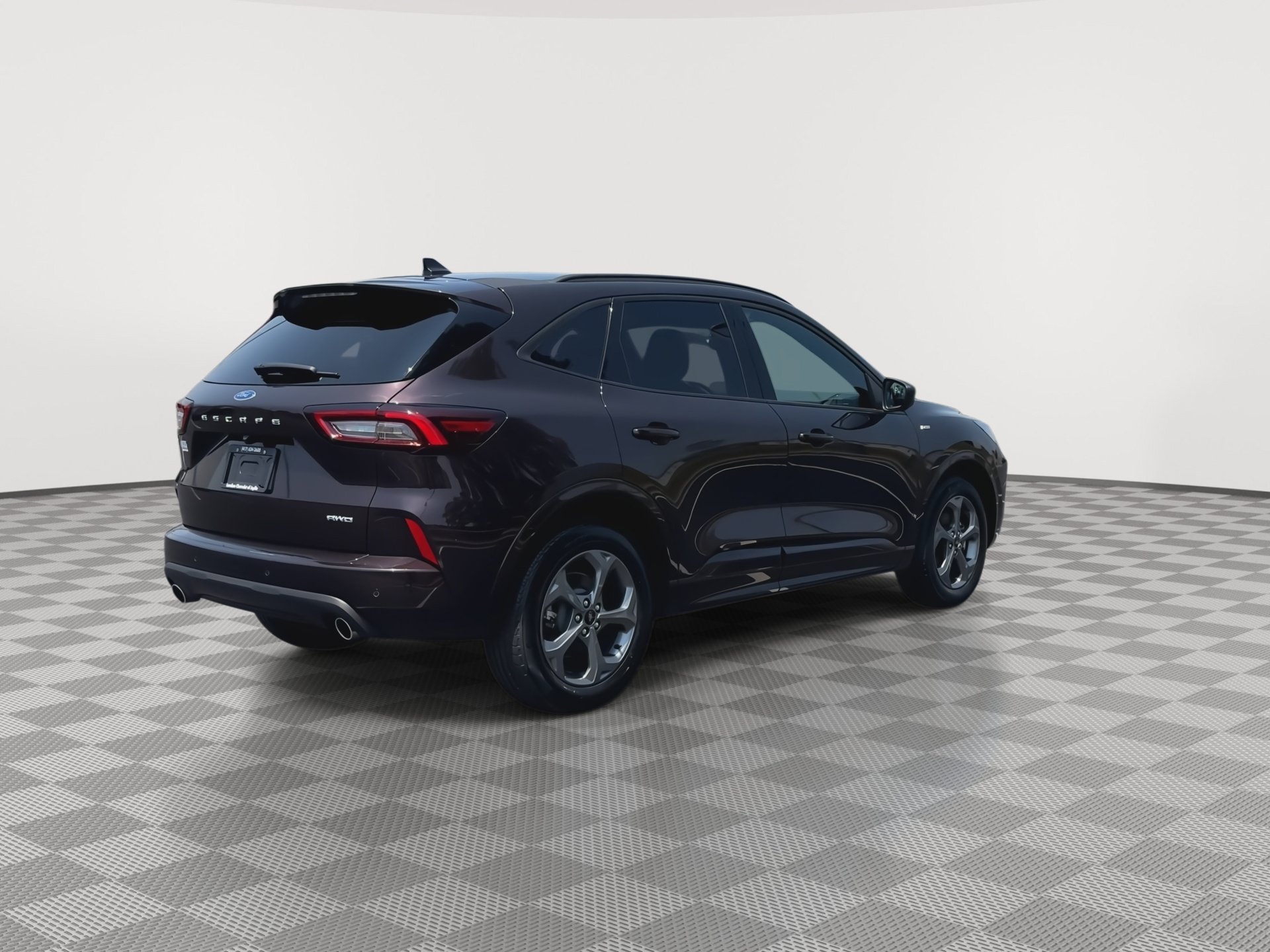 Used 2023 Ford Escape ST-Line w/ Tech Pack #1 AWD/4WD image 8