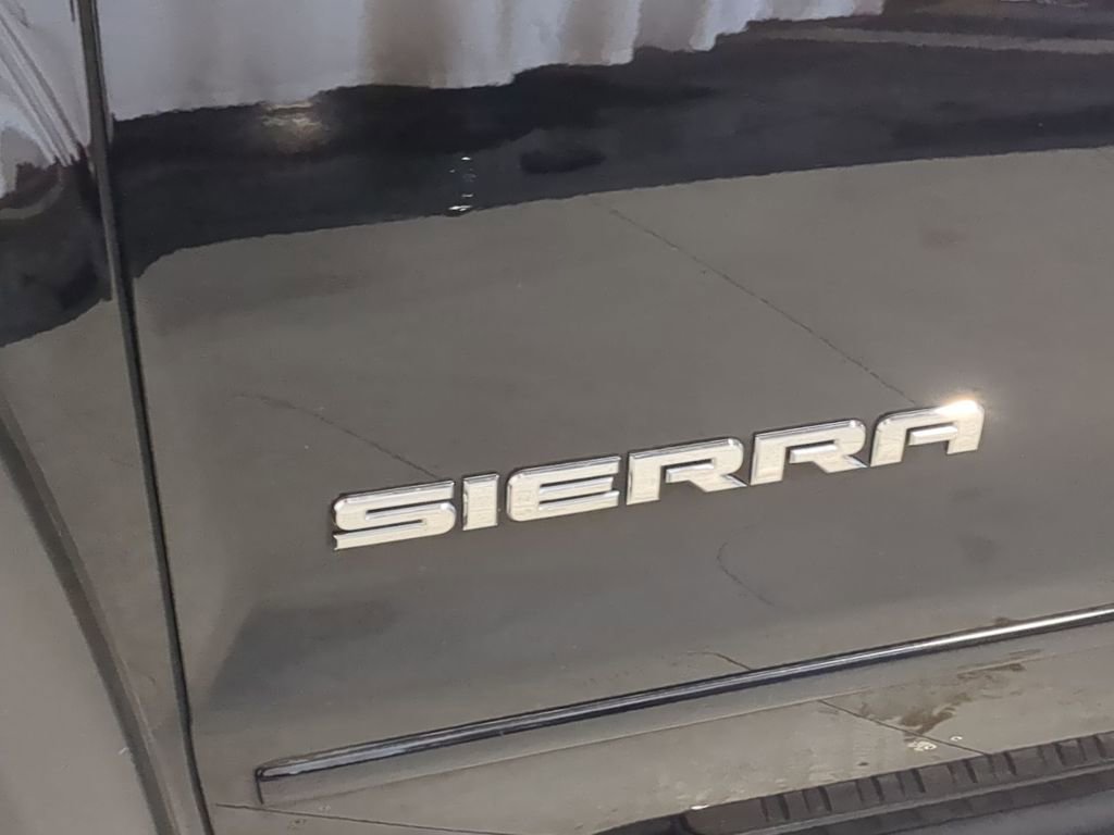 Used 2017 GMC Sierra 1500 SLE w/ SLE Value Package image 16