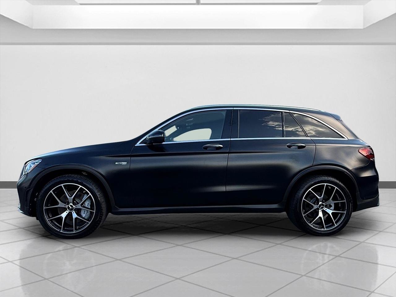 Used 2022 Mercedes-Benz GLC 43 AMG 4MATIC image 2