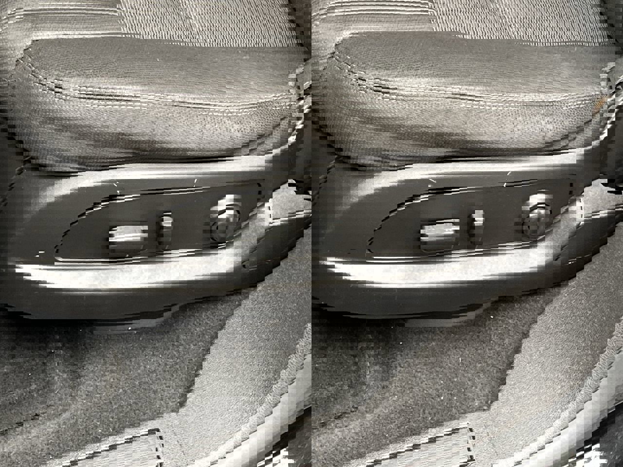 Used 2016 Chevrolet Traverse LT AWD/4WD image 9