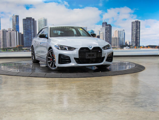 Used 2025 BMW 440i xDrive w/ Premium Package