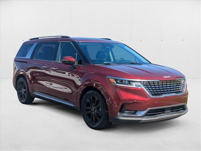 Used 2023 Kia Carnival SX Prestige image 3