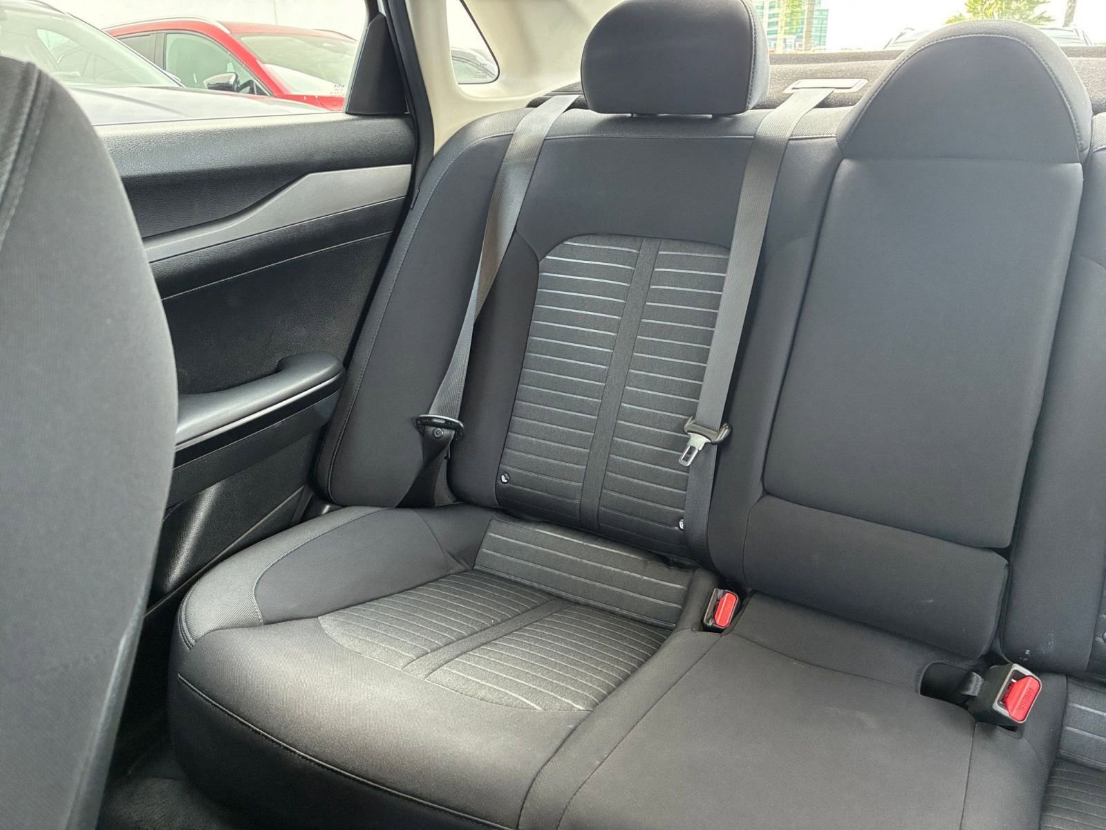 Used 2025 Kia K5 LXS image 38