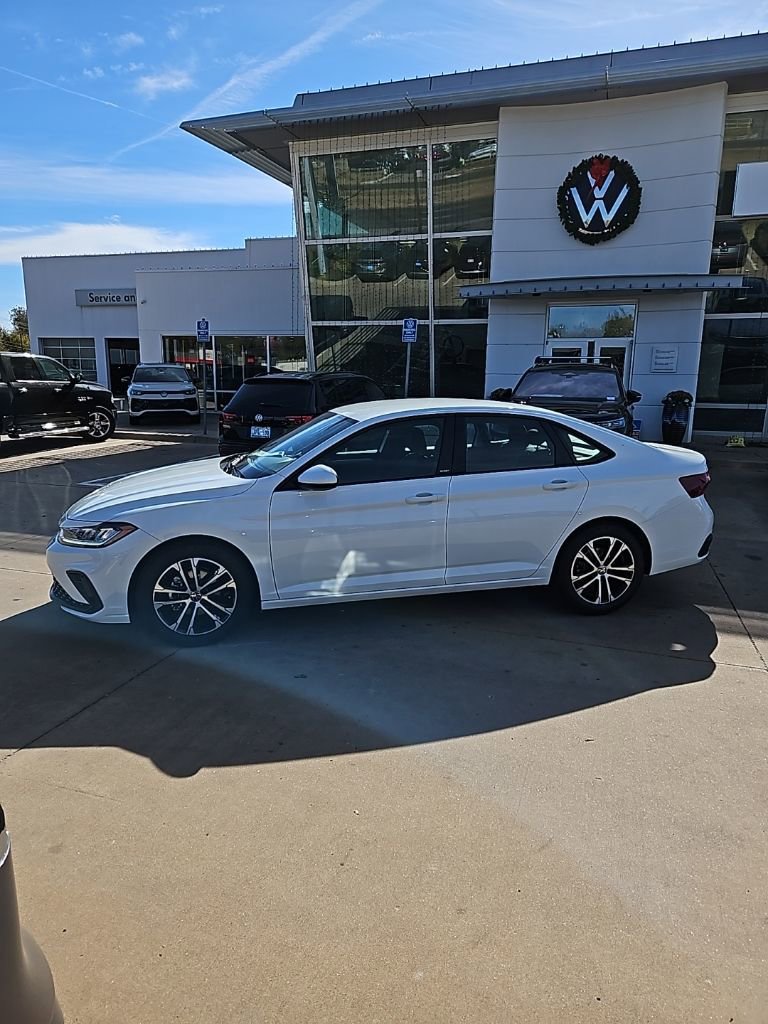 New 2026 Volkswagen Jetta Sport image 8