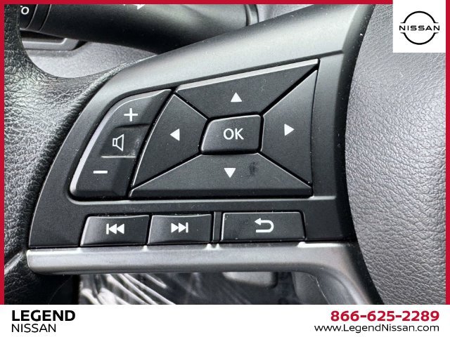 Used 2025 Nissan Altima 2.5 SV FWD image 21