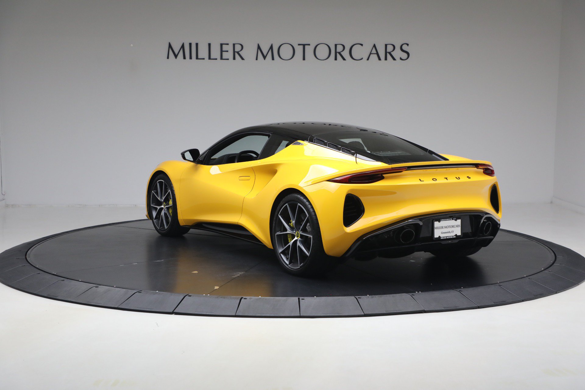 Used 2024 Lotus Emira First Edition RWD image 5