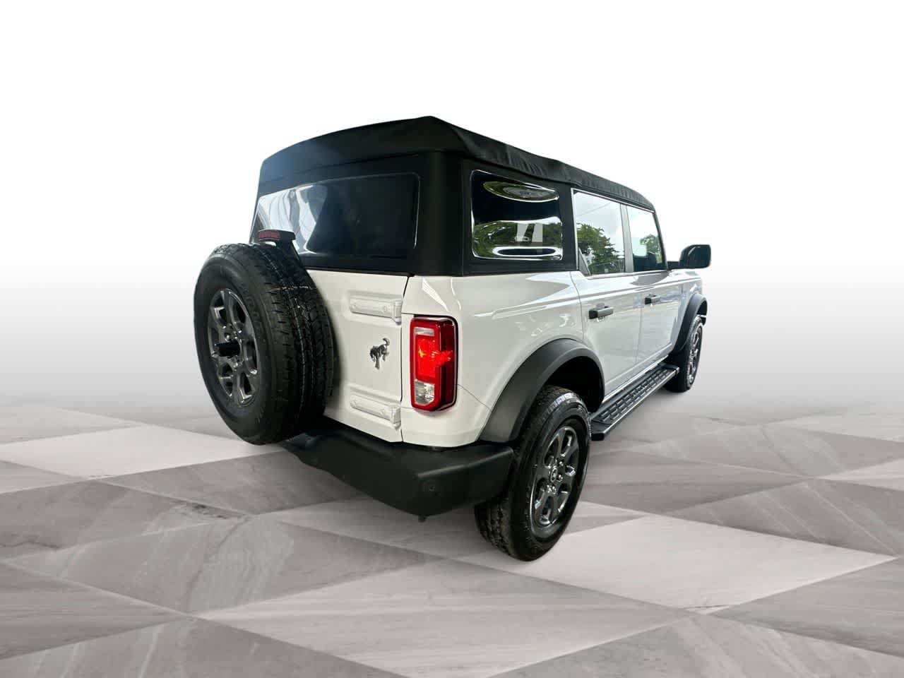 Used 2023 Ford Bronco Big Bend AWD/4WD image 8