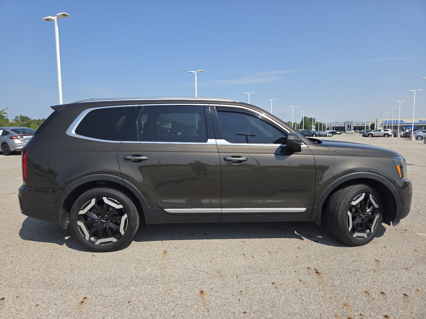 Used 2023 Kia Telluride S w/ S Sunroof Package AWD/4WD image 20