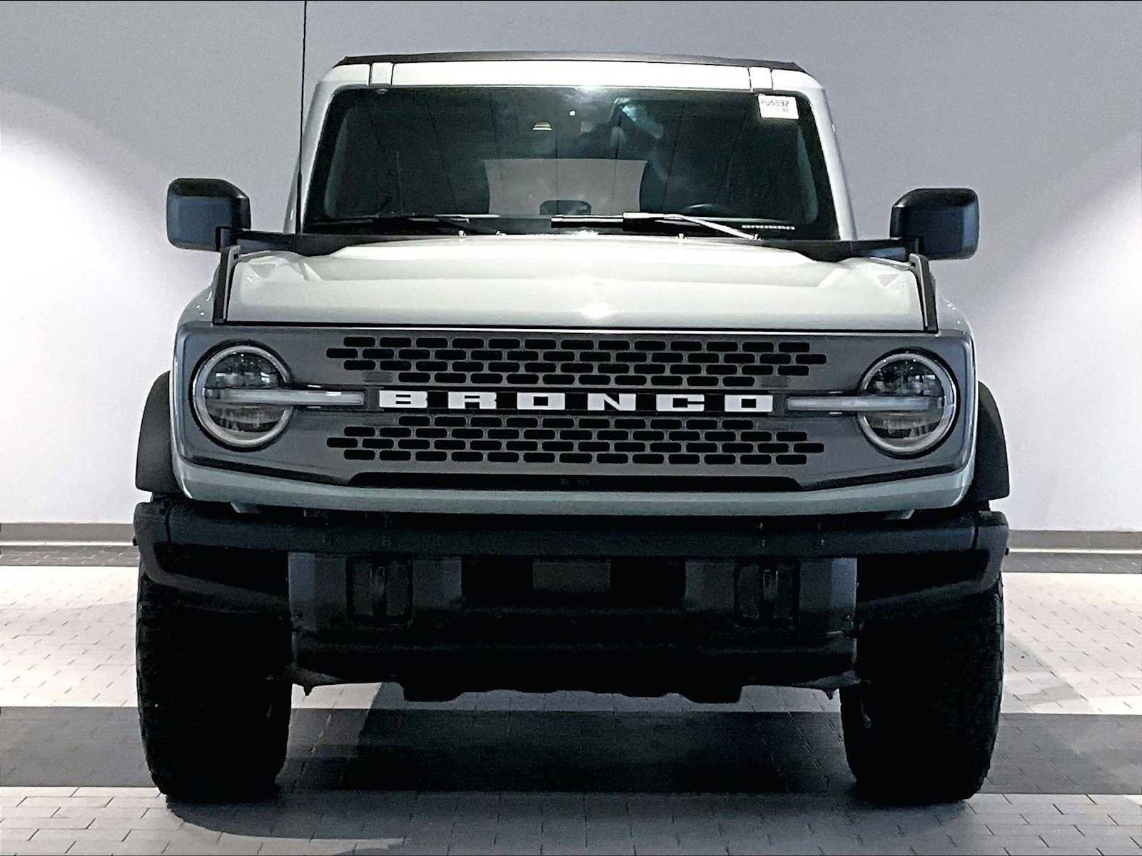 Used 2024 Ford Bronco Badlands image 13