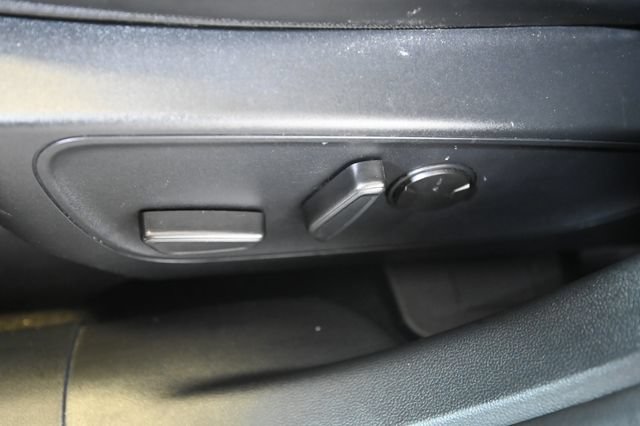Used 2024 Ford Escape Platinum AWD/4WD image 25