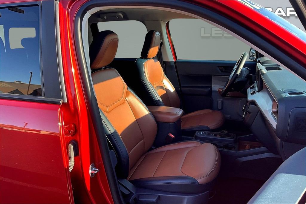 Used 2022 Ford Maverick Lariat w/ Lariat Luxury Package image 7