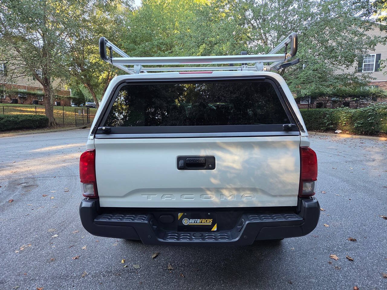 Used 2023 Toyota Tacoma SR RWD image 5