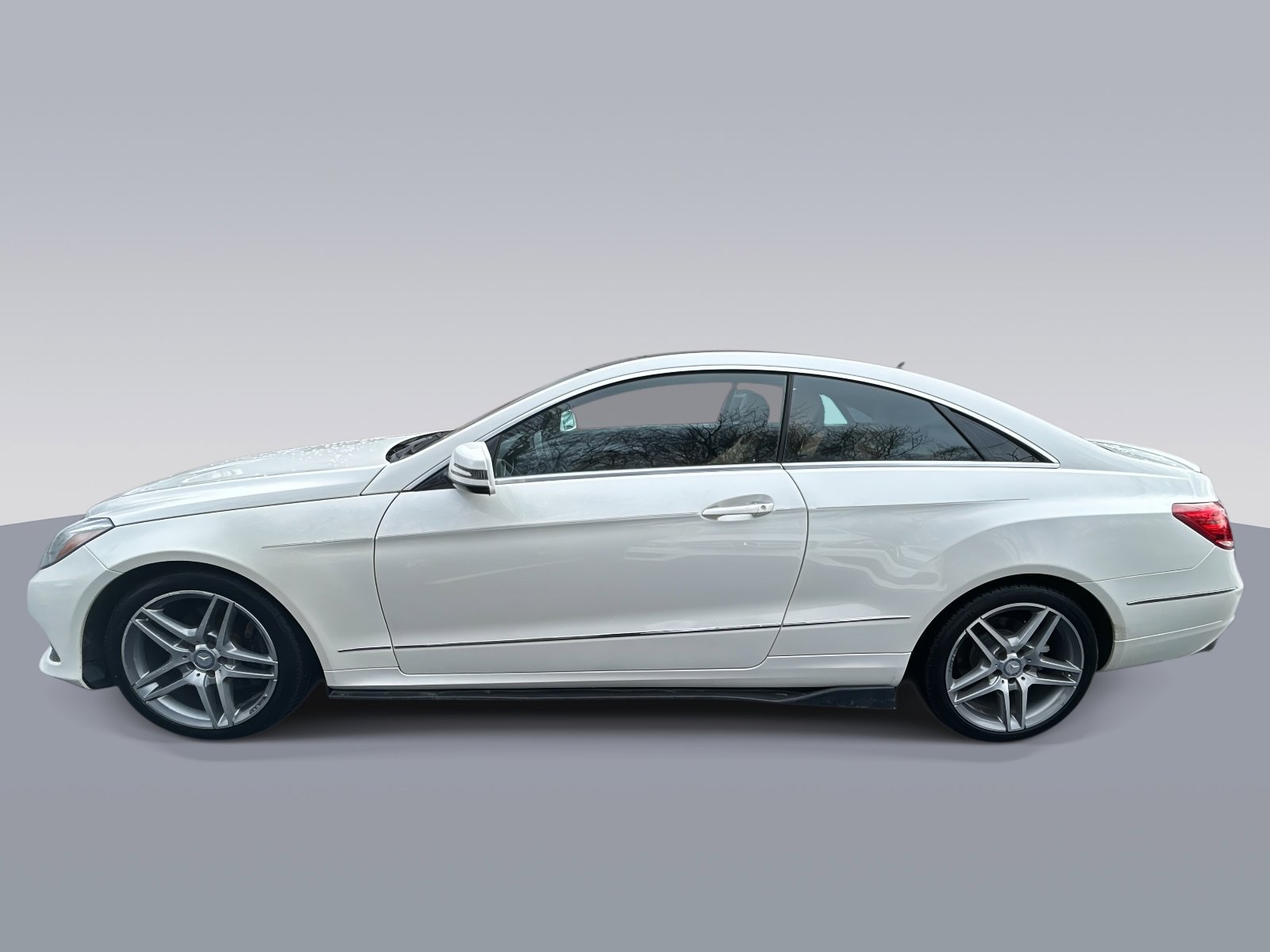 Used 2015 Mercedes-Benz E 400 4MATIC Coupe image 6