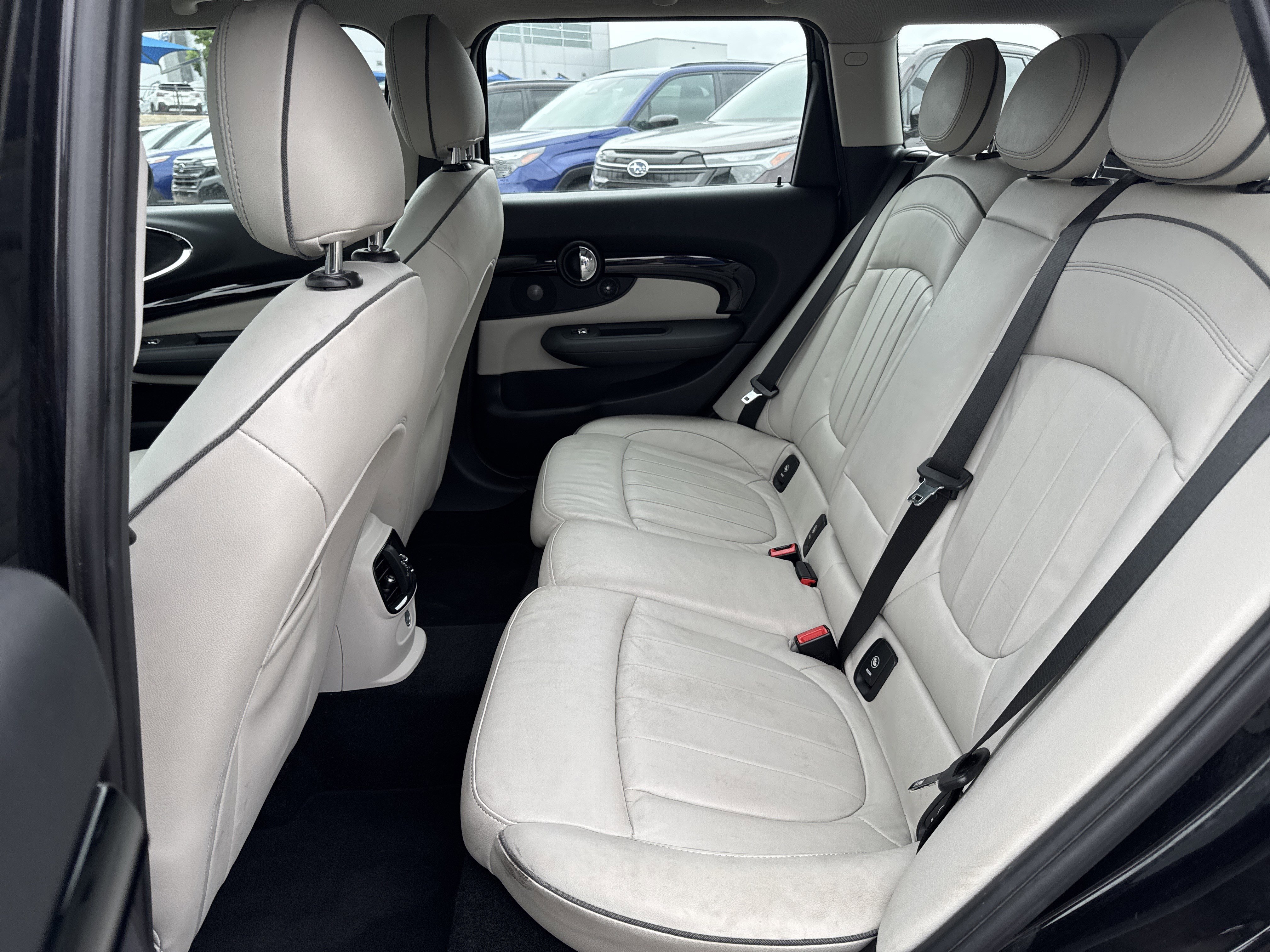 Used 2017 MINI Cooper Clubman FWD image 27