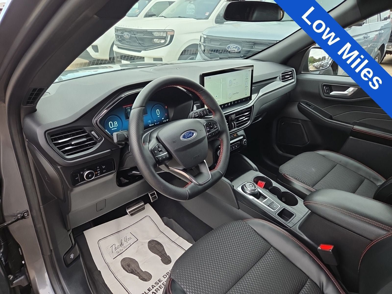 Used 2023 Ford Escape ST-Line Select w/ Tech Pack #2 AWD/4WD image 3