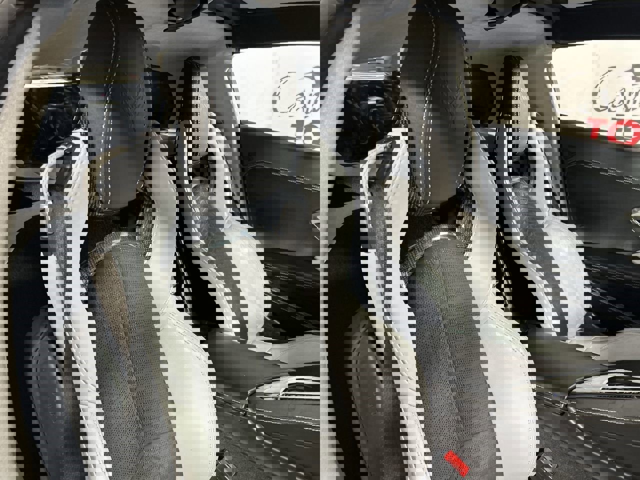 Used 2020 Chevrolet Corvette Stingray Premium Cpe w/ 3LT Preferred Equipment Group image 24