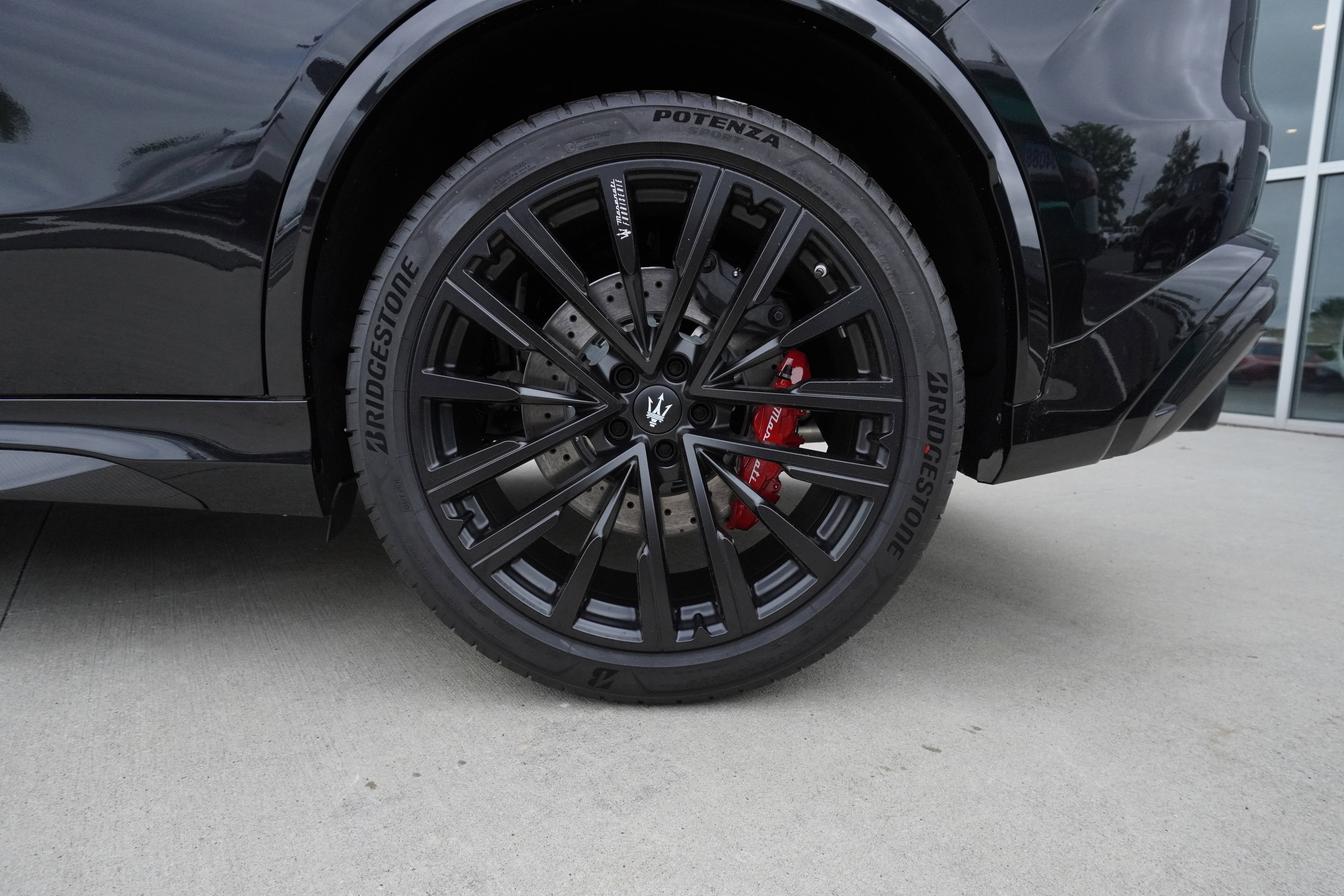 New 2025 Maserati Grecale Trofeo image 10