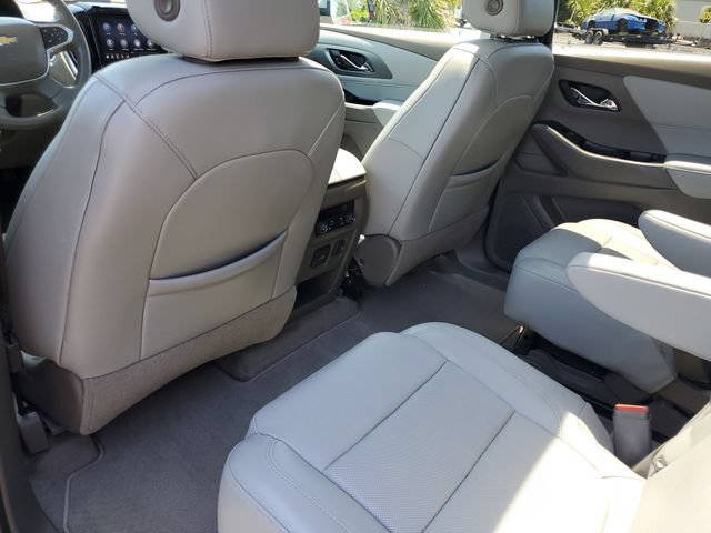 Certified 2020 Chevrolet Traverse Premier w/ LPO, Cargo Package FWD image 14