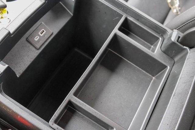 Used 2025 Chevrolet Tahoe Z71 image 24