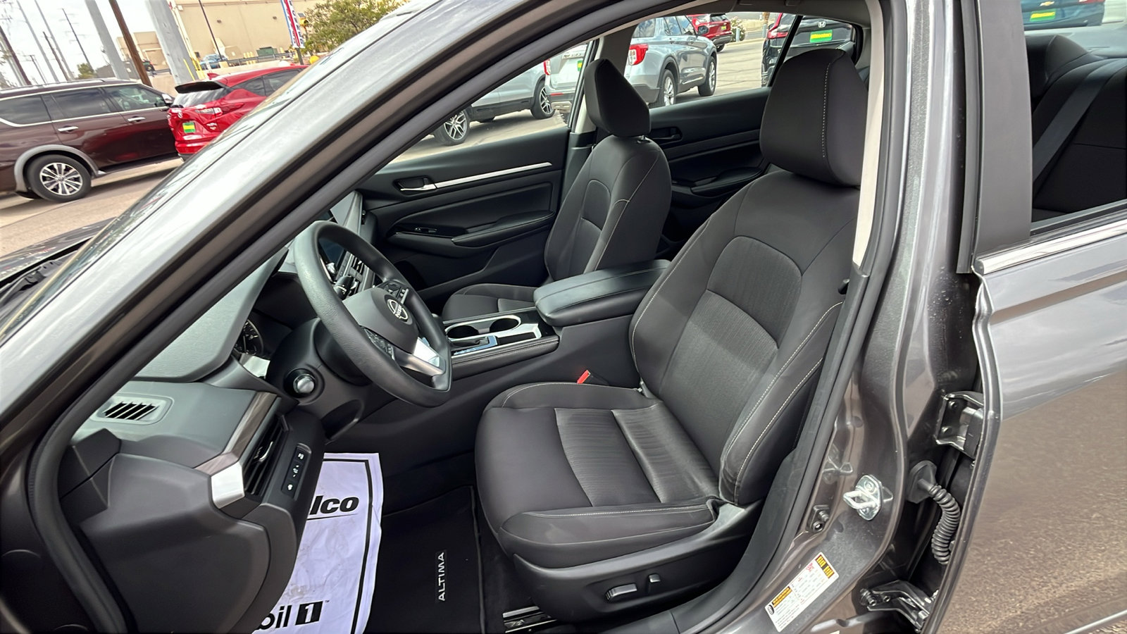 Used 2023 Nissan Altima 2.5 SV image 10