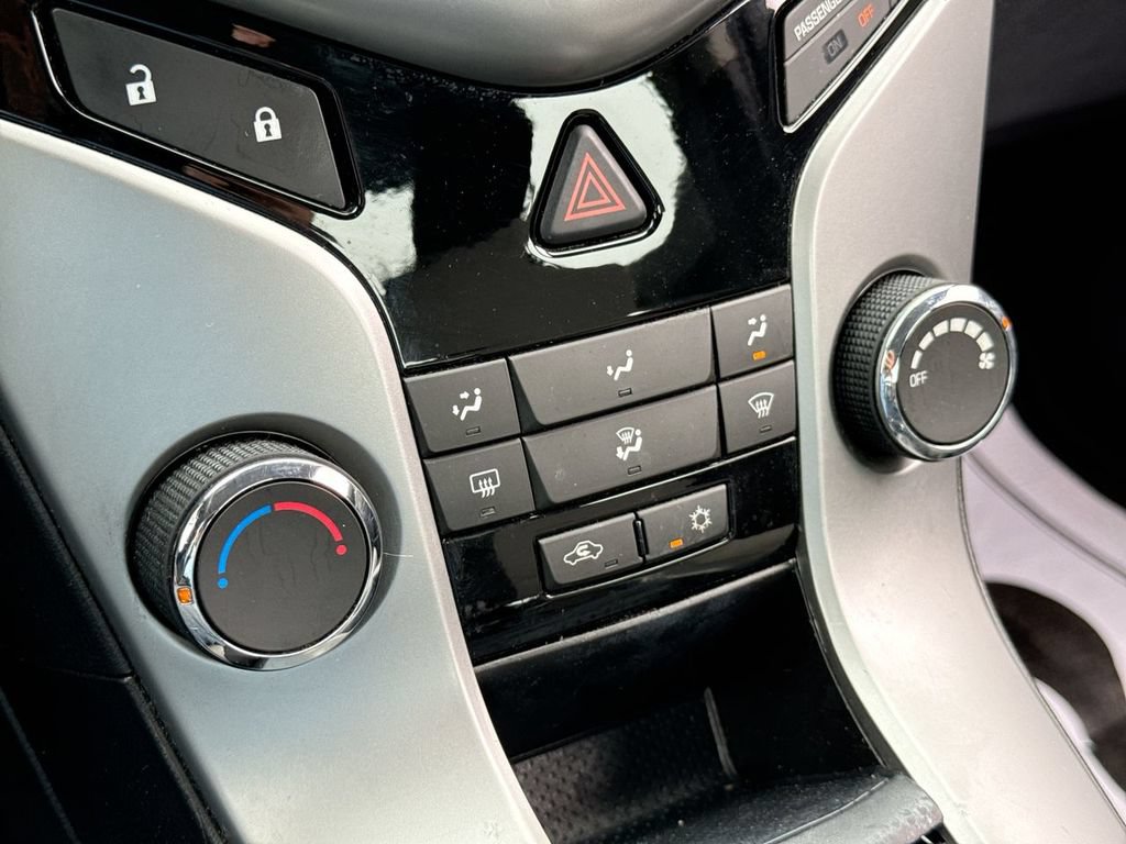 Used 2013 Chevrolet Cruze LS FWD image 17