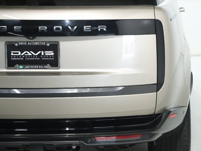 Certified 2025 Land Rover Range Rover Long Wheelbase Autobiography AWD/4WD image 45