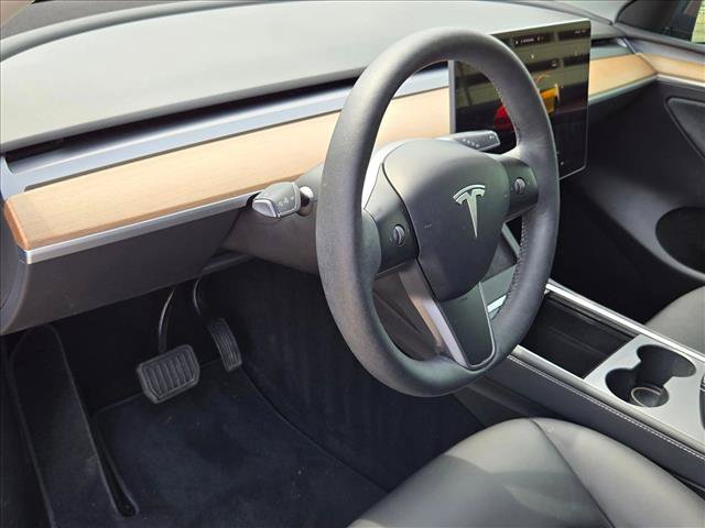 Used 2023 Tesla Model Y Long Range AWD/4WD image 10