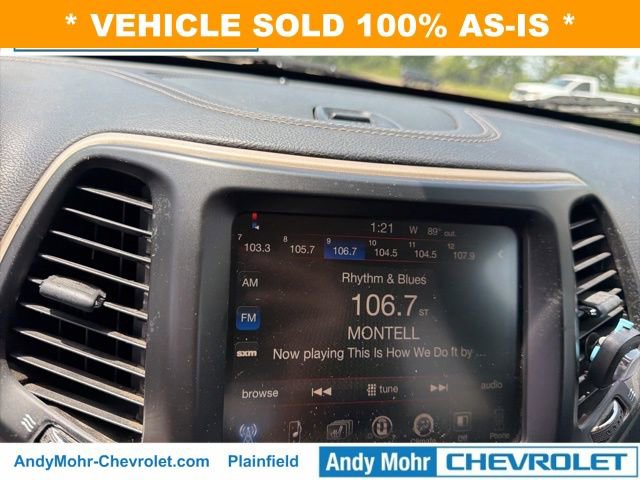 Used 2015 Jeep Cherokee Latitude w/ Cold Weather Group FWD image 17