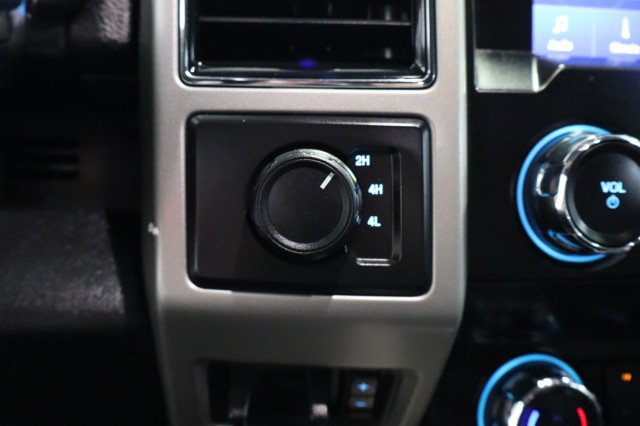 Used 2020 Ford F250 Lariat w/ Lariat Value Package AWD/4WD image 39
