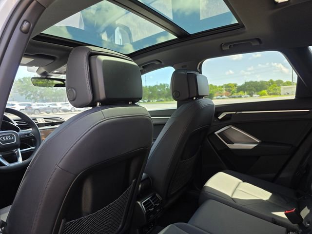 Used 2024 Audi Q3 2.0T Premium Plus w/ Premium Plus Package AWD/4WD image 19
