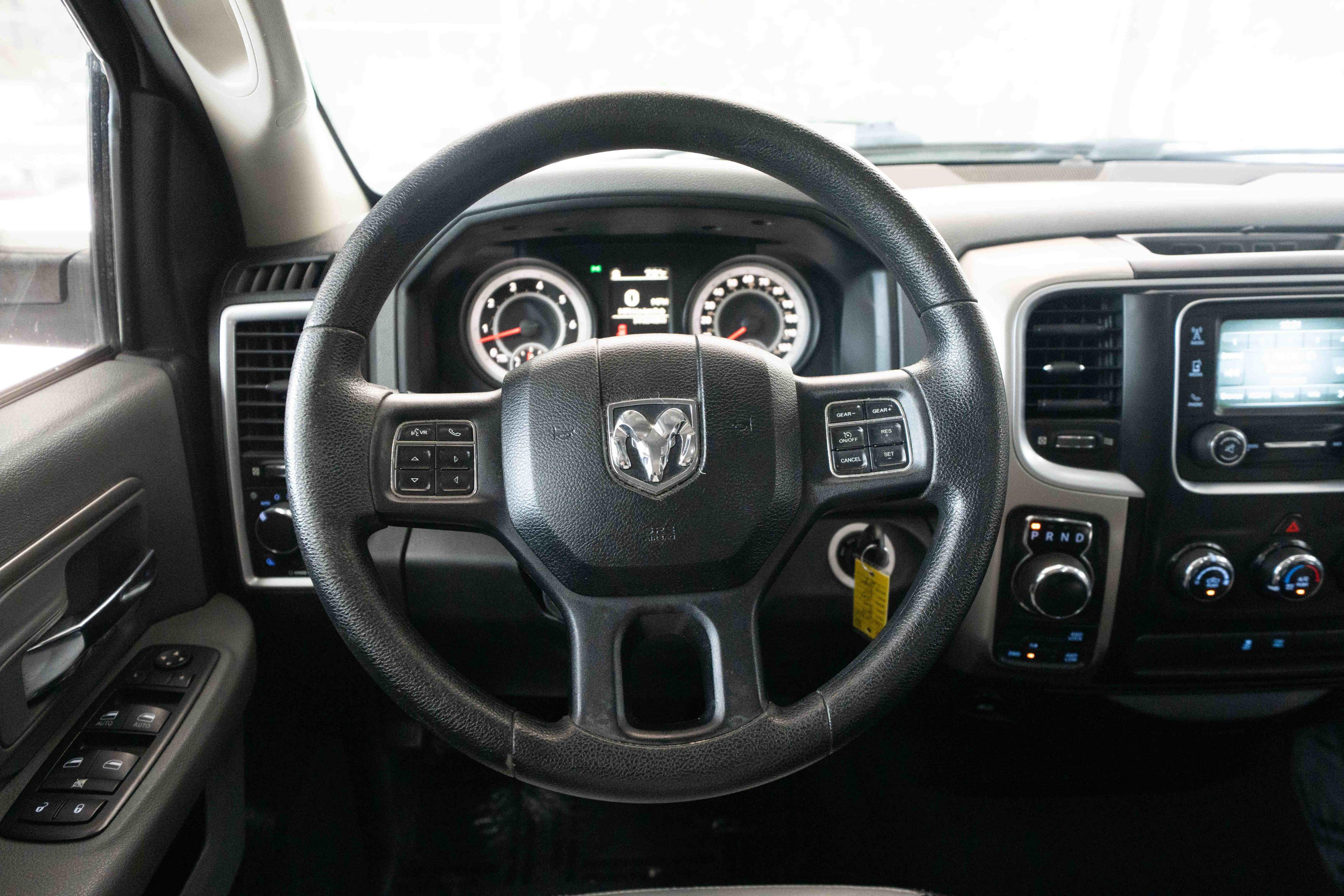 Used 2014 RAM 1500 Classic SLT AWD/4WD image 20