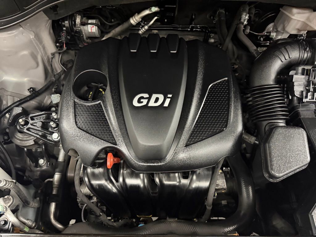 Used 2016 Hyundai Santa Fe Sport w/ Option Group 03 image 9