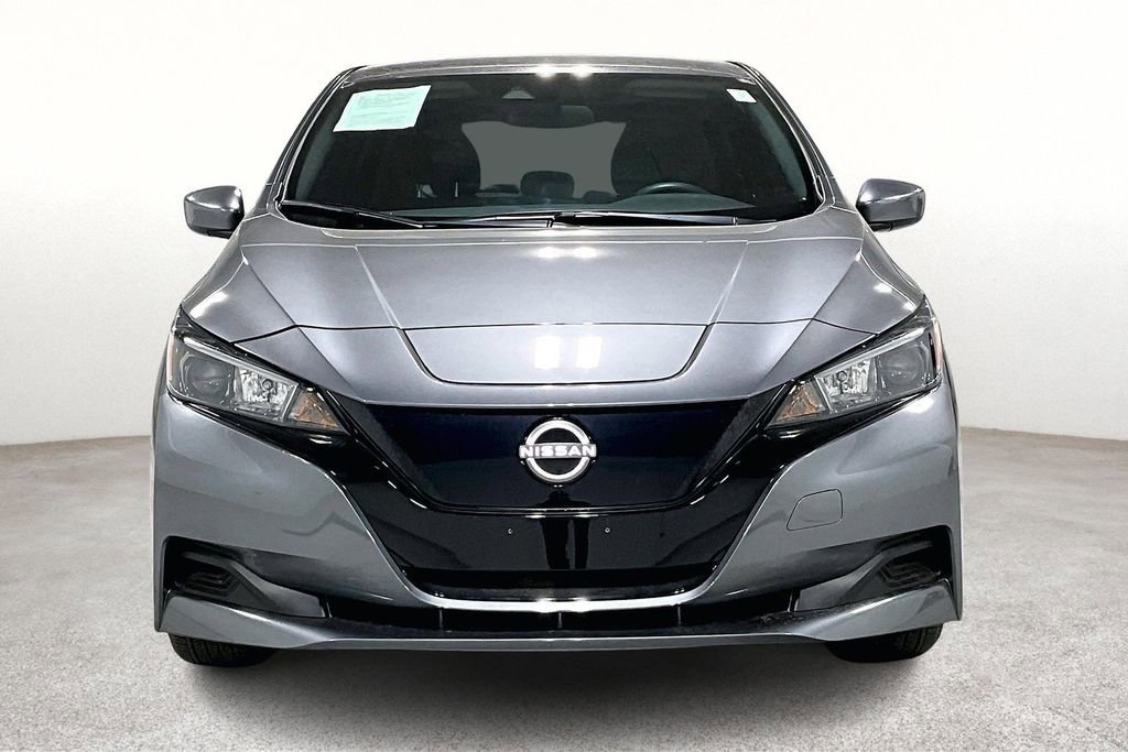 Used 2025 Nissan Leaf S image 5