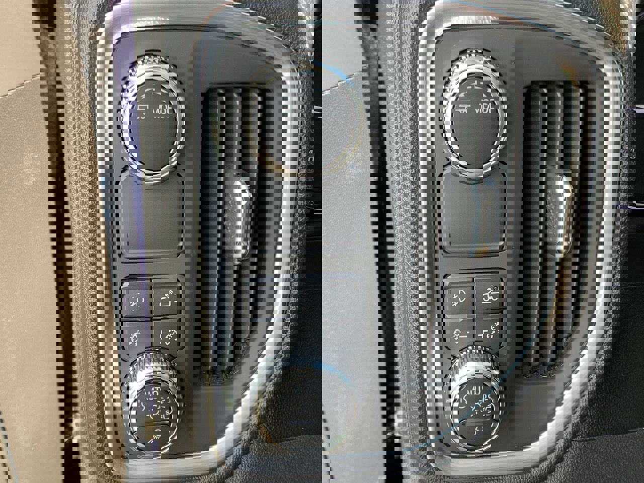 Used 2021 GMC Sierra 1500 SLT w/ SLT Premium Plus Package image 32