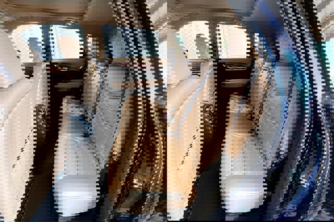 Used 2017 Cadillac XT5 Platinum image 24