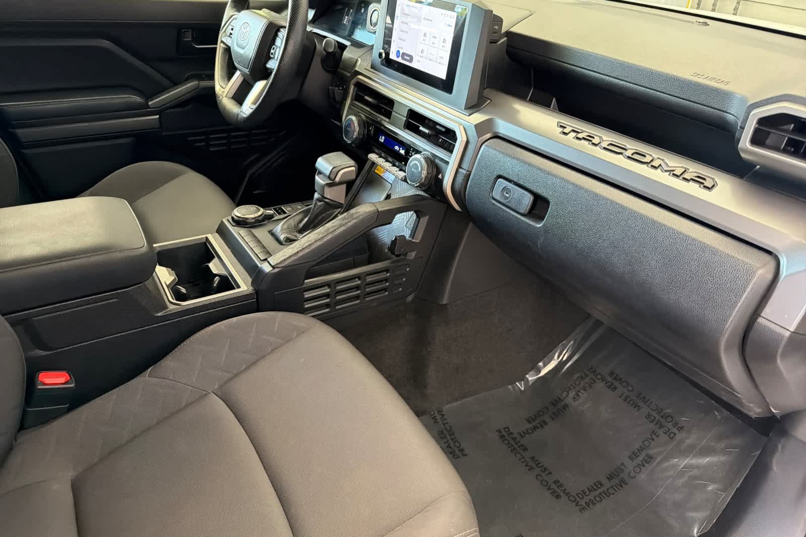 Used 2024 Toyota Tacoma SR5 AWD/4WD image 15