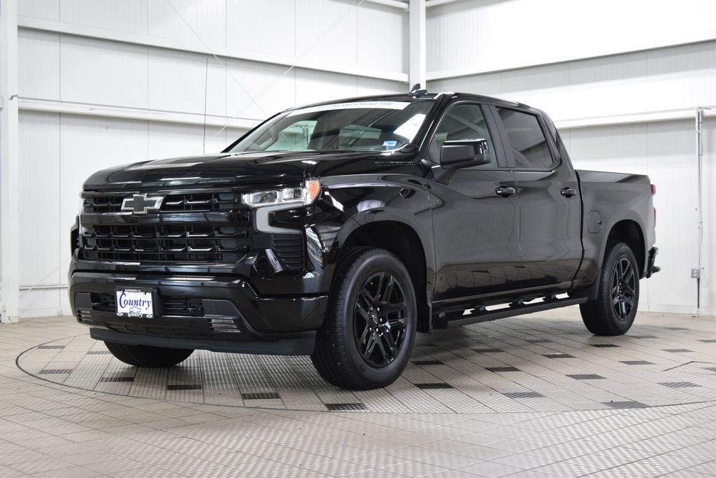 Used 2025 Chevrolet Silverado 1500 RST w/ Protection Package AWD/4WD image 3