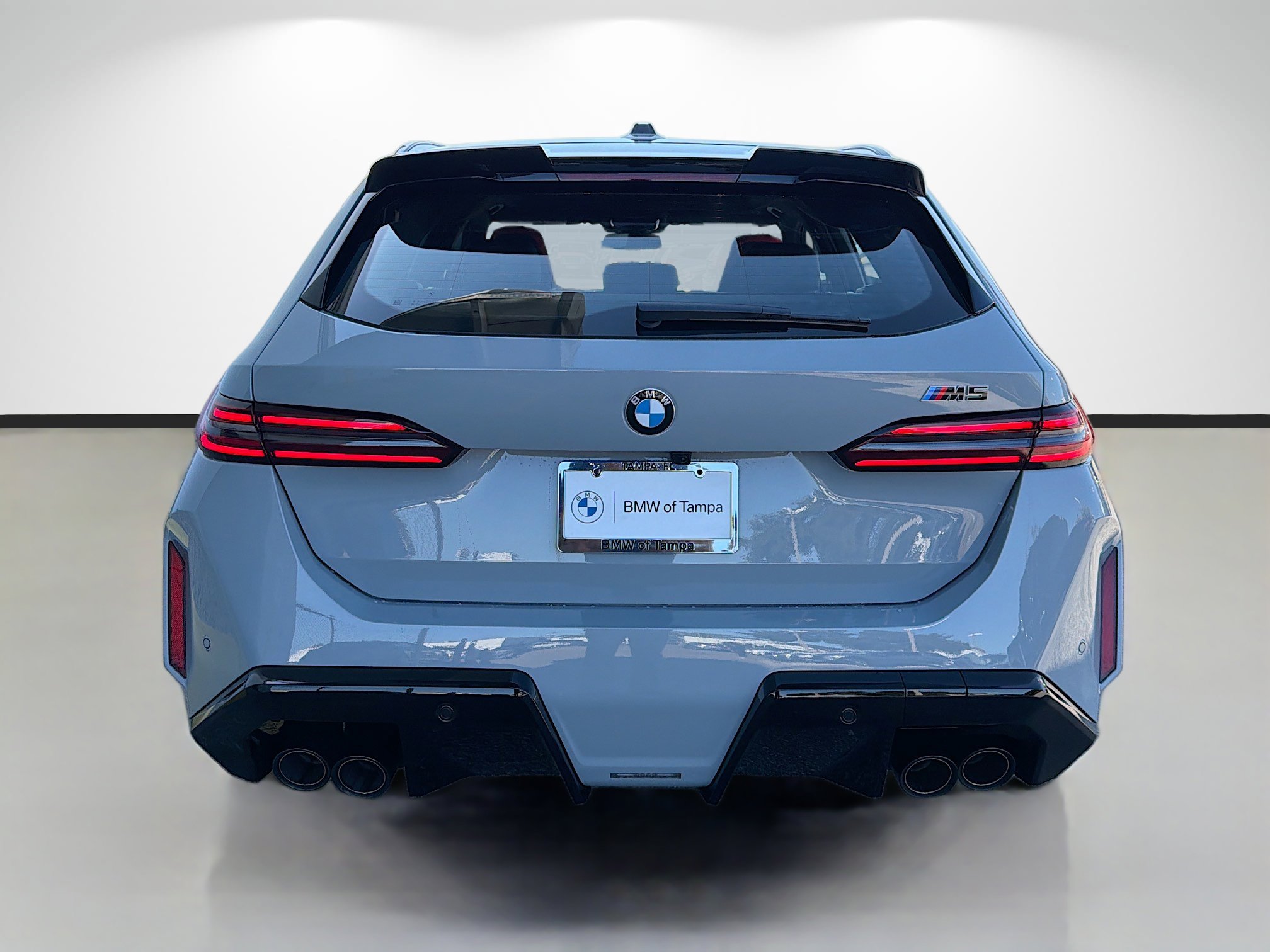 New 2026 BMW M5 Touring image 4