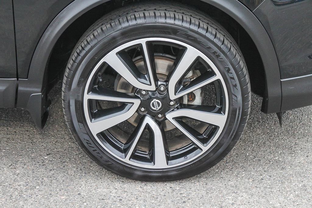 Used 2019 Nissan Rogue Sport SL image 14