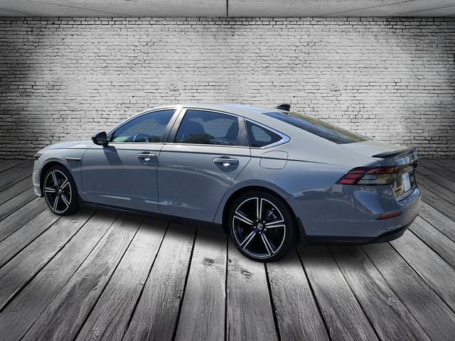 Used 2023 Honda Accord Sport image 3