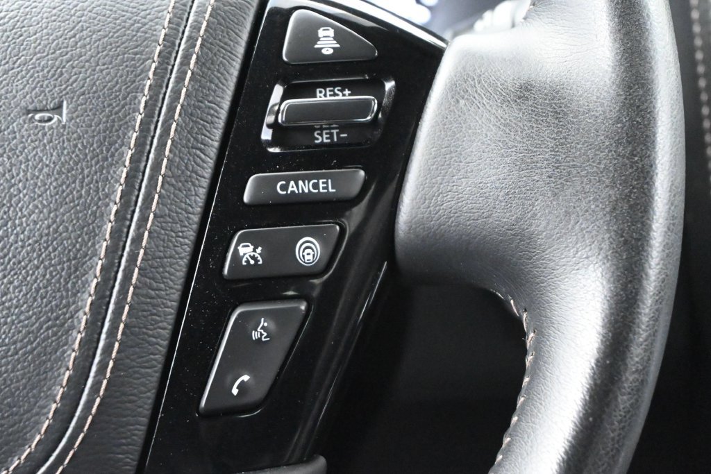 Used 2022 Nissan Armada Platinum w/ Captain's Chairs Package RWD image 9
