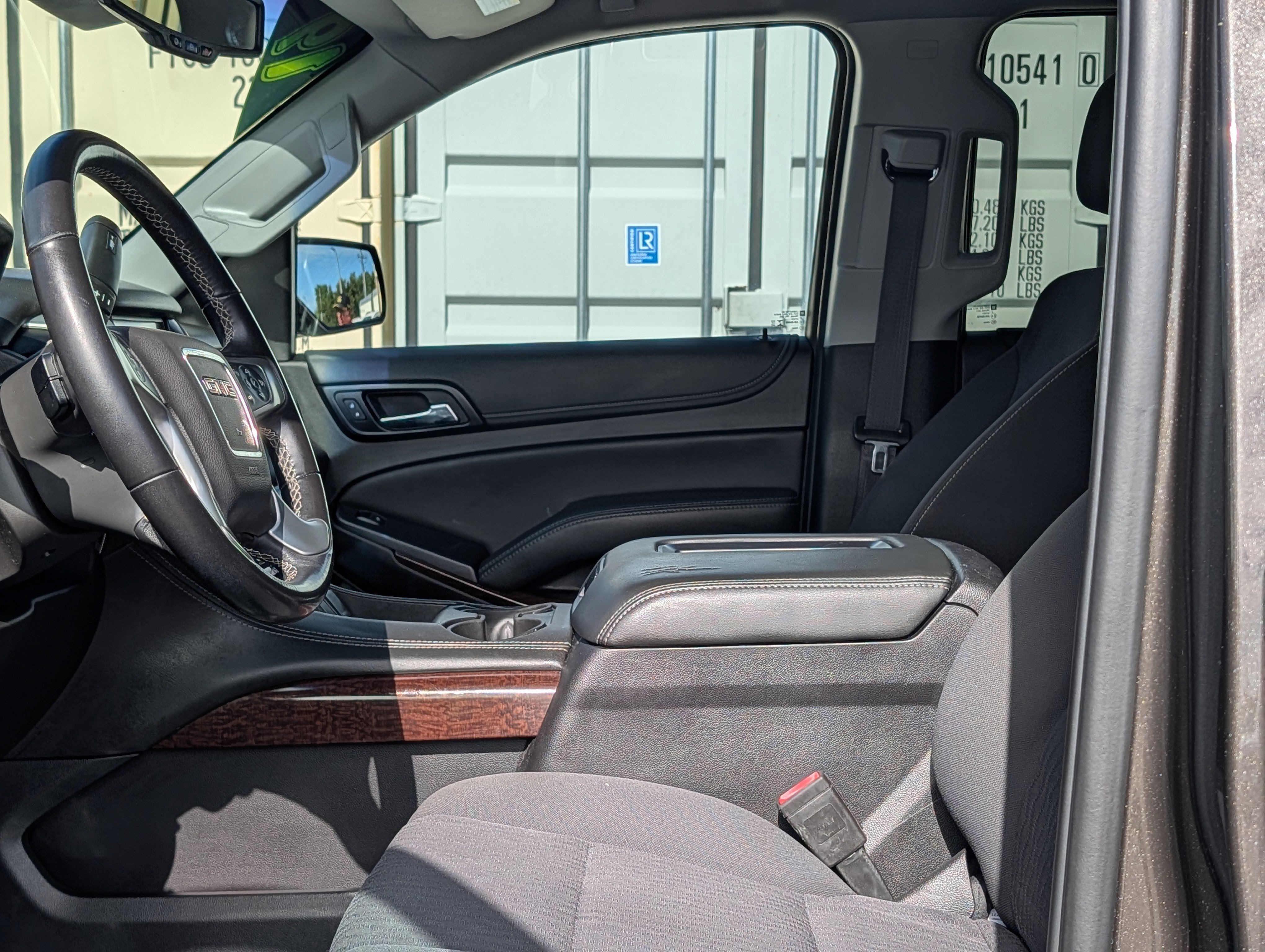Used 2019 GMC Yukon SLE w/ SLE Value Package RWD image 22