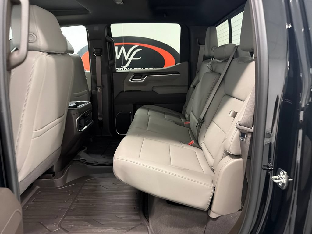 New 2026 GMC Sierra 1500 SLT w/ SLT Premium Plus Package AWD/4WD image 15