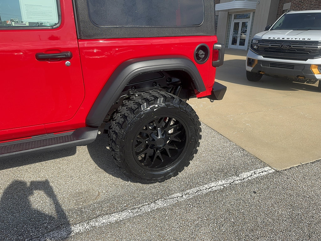 Used 2021 Jeep Wrangler Sport AWD/4WD image 15