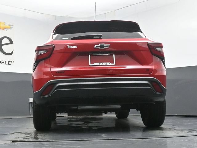 New 2026 Chevrolet Trax LT w/ Midnight Edition FWD image 32